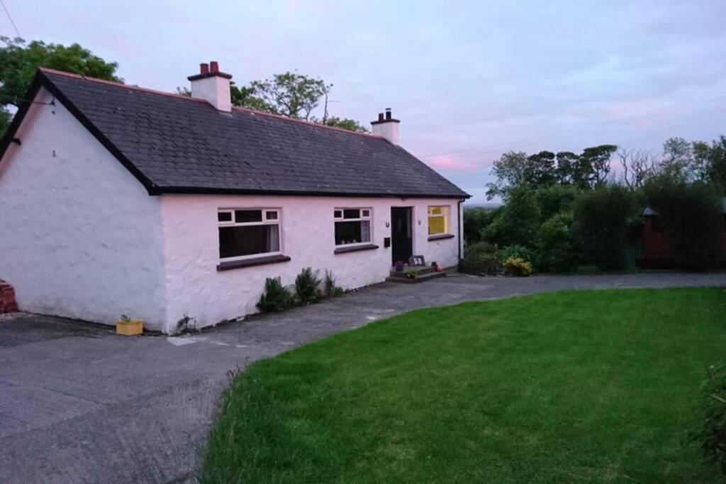 Peggys Escape Villa Ballycastle Exteriör bild